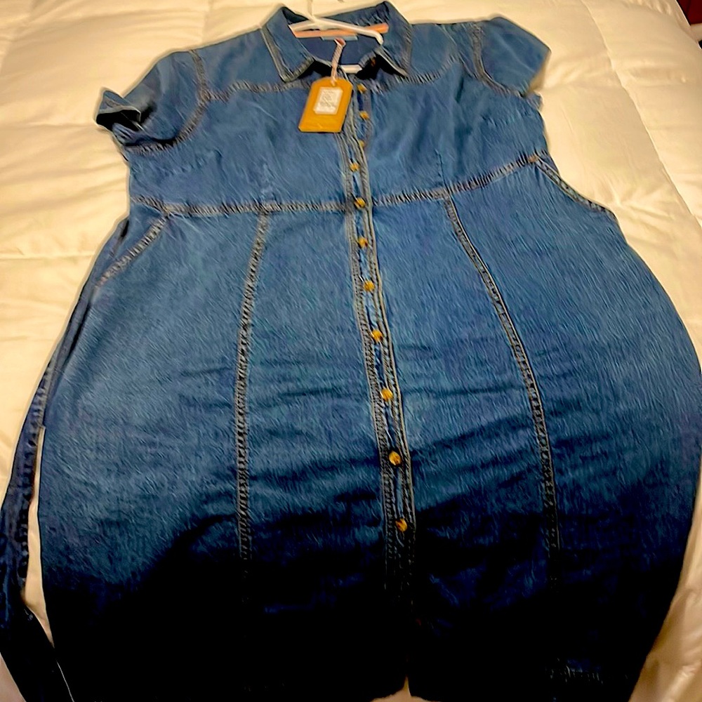 Brakeburn dress bought in Ireland end of May 2023.